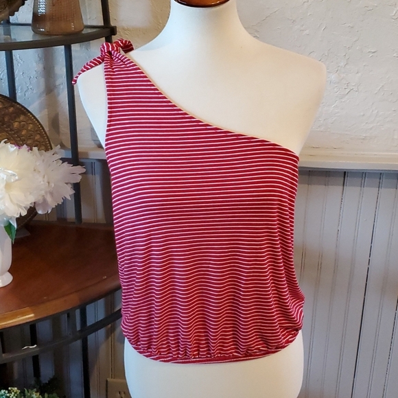 American Eagle Outfitters Tops - 💞Soft & Sexy* AEO Tank